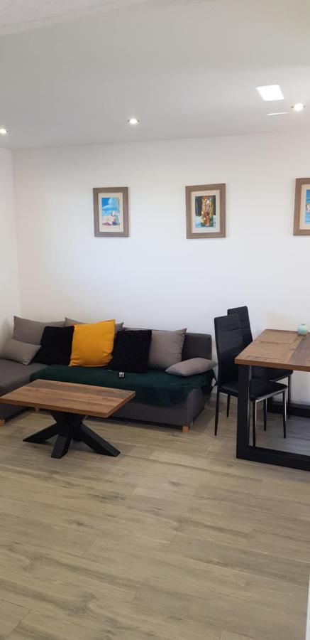 Apartamenty U Wioli I Marcina Leba Exterior photo
